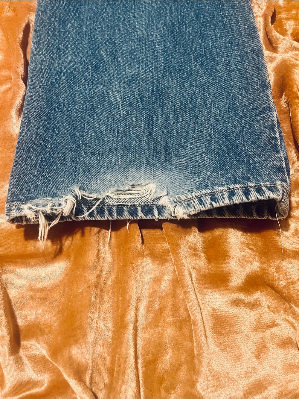 Vintage 90’s Levi's 501 Medium Blue Straight-Leg Denim Button Fly Jeans 36x3 - Picture 11 of 16